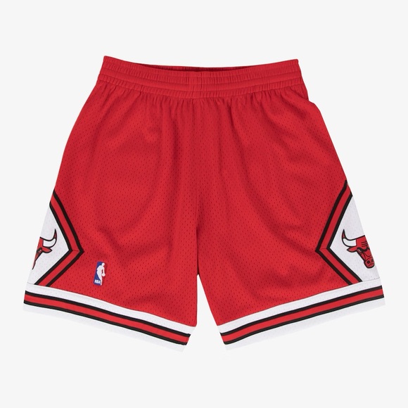 Mitchell & Ness Chicago Bulls Shorts - Picture 1 of 8